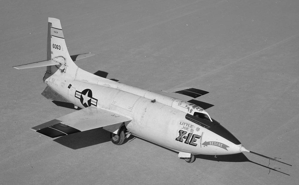 X-1E-2.jpg
