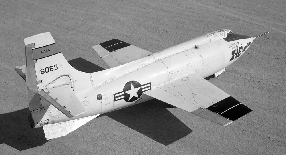 X-1E-3.jpg