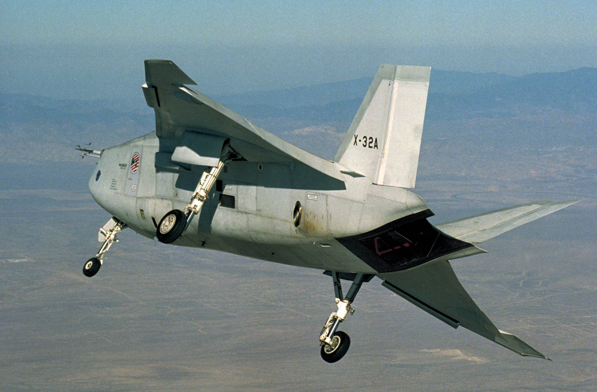 X-32A-03.jpg
